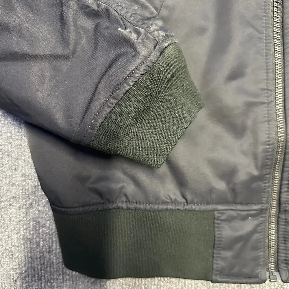 Uniqlo Men’s MA-1 Blouson Bomber Jacket Short boxy Zip Up Aviator Jacket M